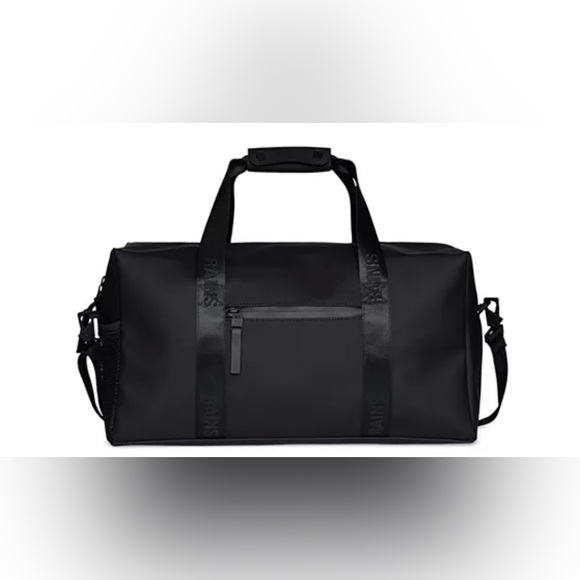 Rains Trail Waterproof Gym Bag in Black NWT - Picture 2 of 13